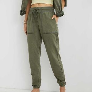 Aerie Sunwashed Fleece Distressed Jogger